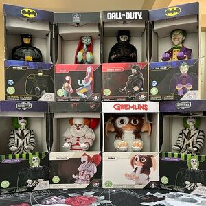 EXGPRO CHOOSE ONE: BEETLEJUICE JOKER BATMAN SALLY PHONE CONTROLLER HOLDER NIB